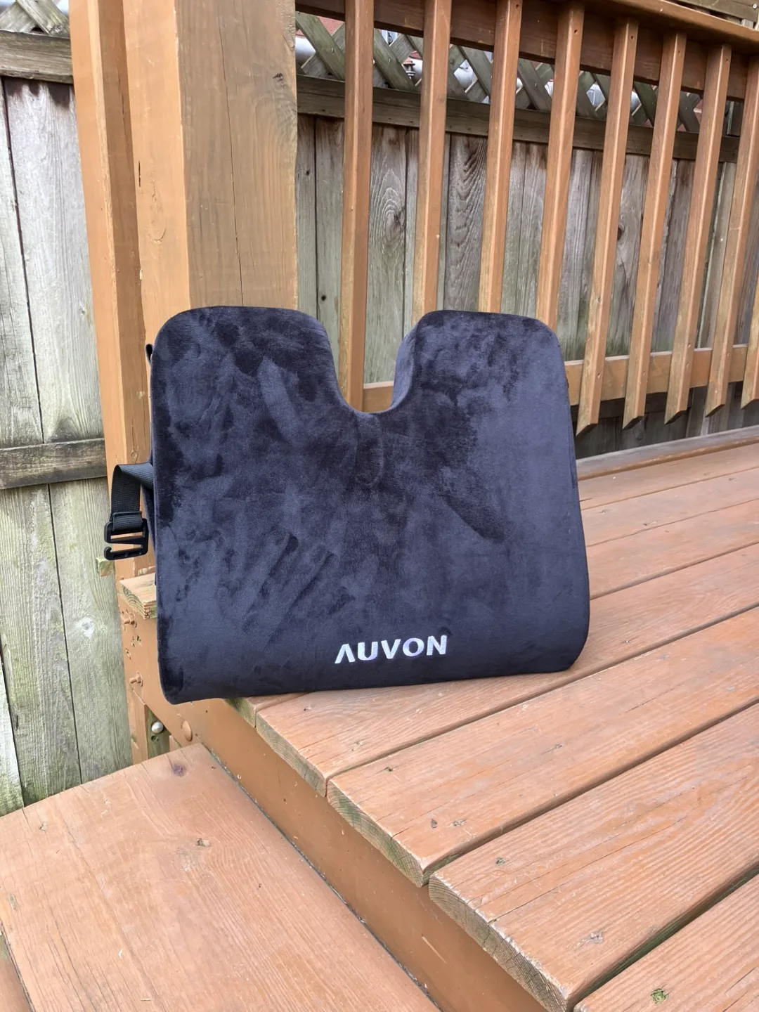 Foldable Medline Wheelchair With Auvon Memory Cushion - Like New image indicator(8)