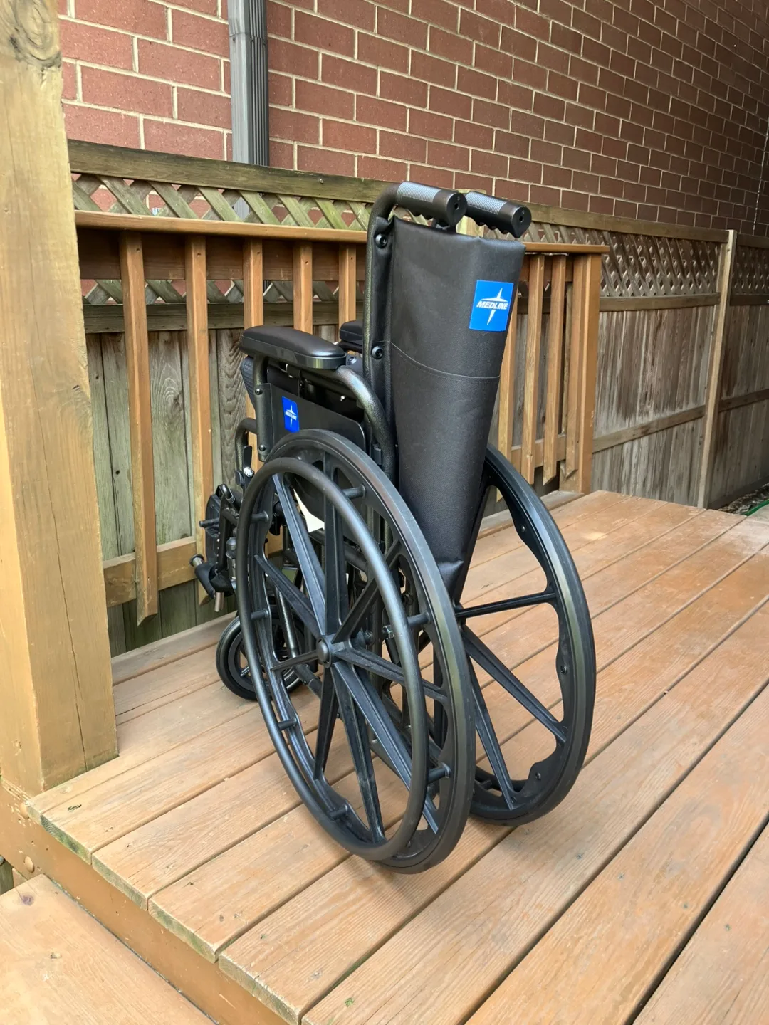 Foldable Medline Wheelchair With Auvon Memory Cushion - Like New image indicator(10)
