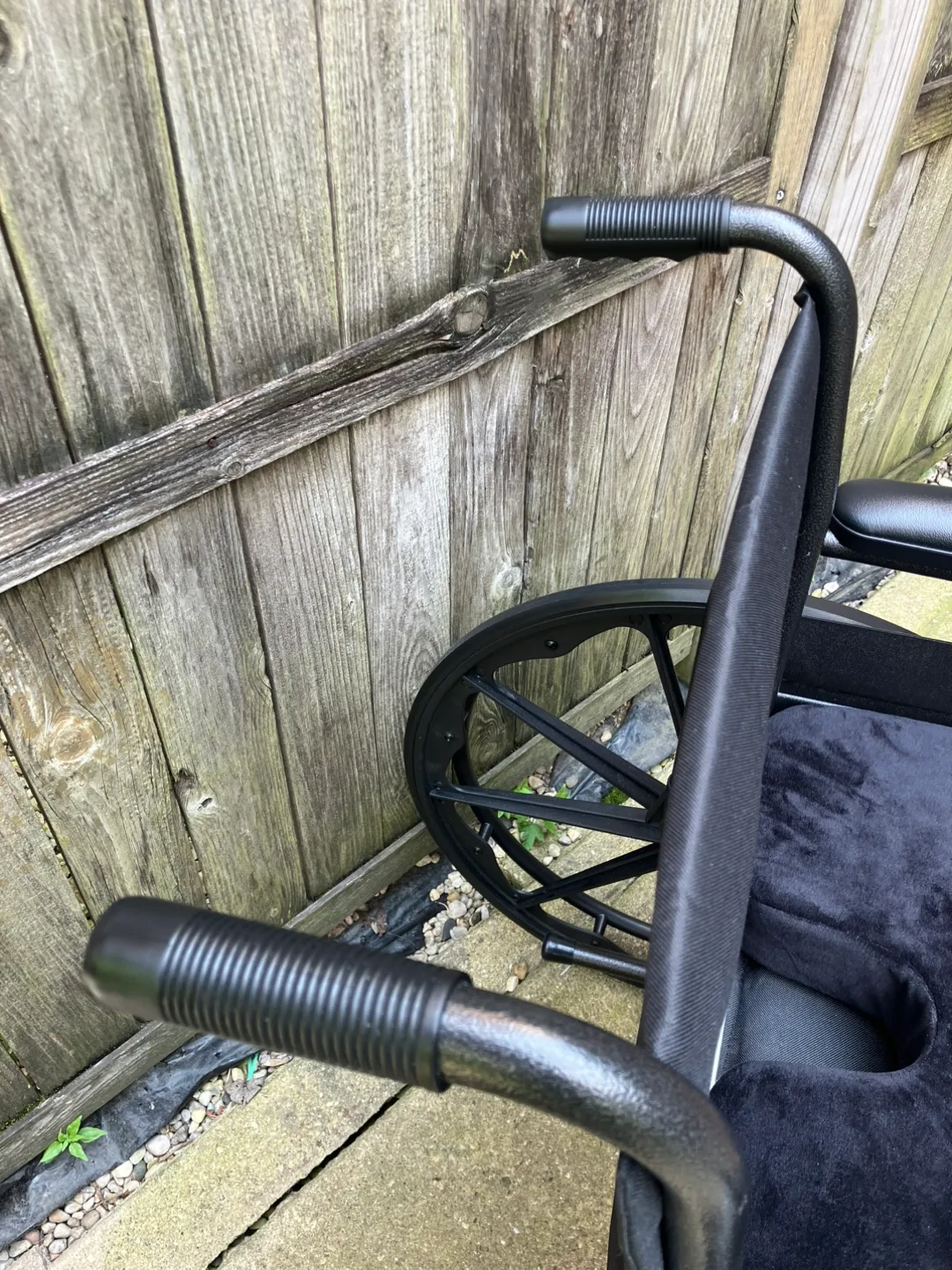 Foldable Medline Wheelchair With Auvon Memory Cushion - Like New image indicator(7)