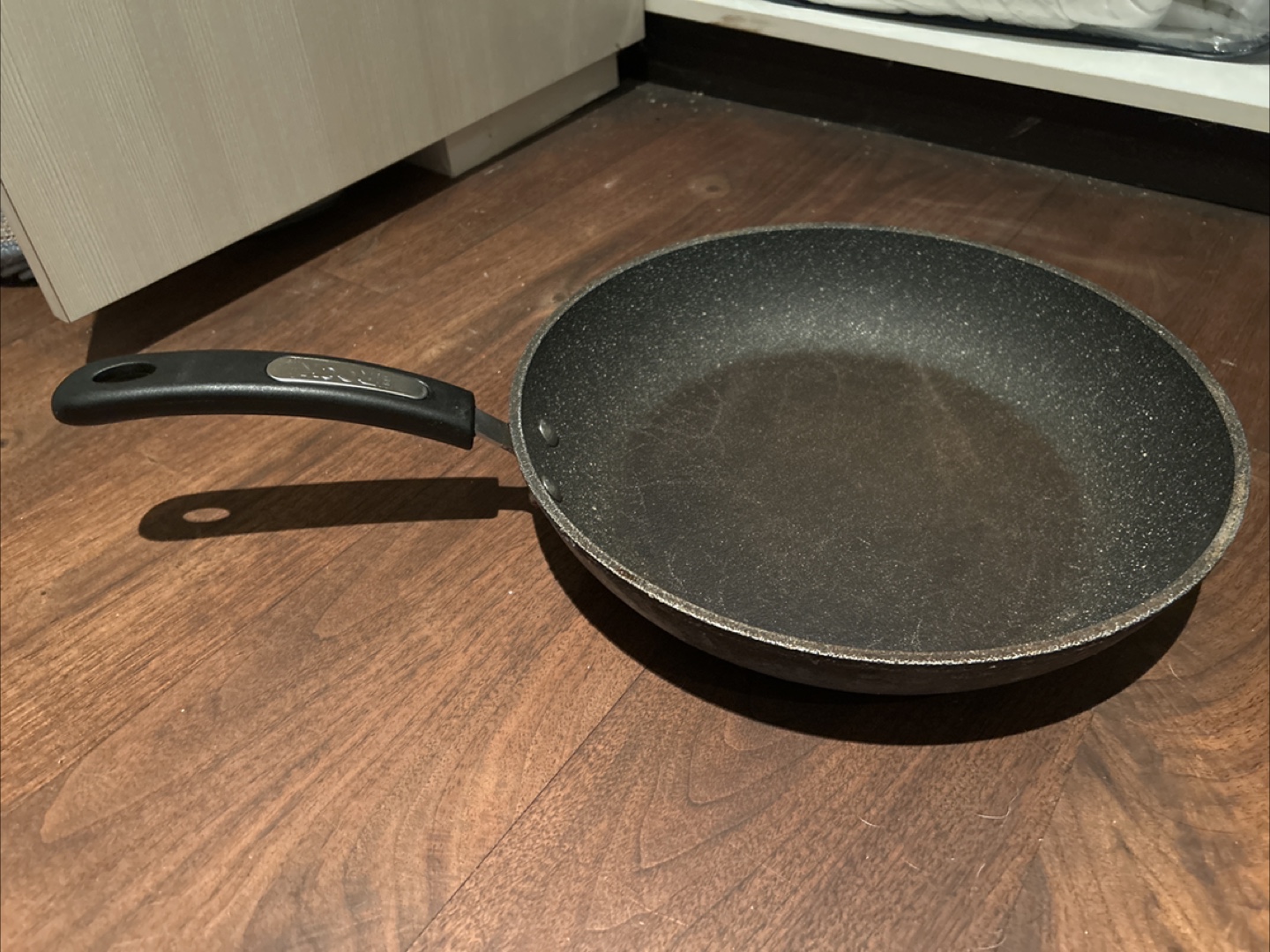Rock frying pan