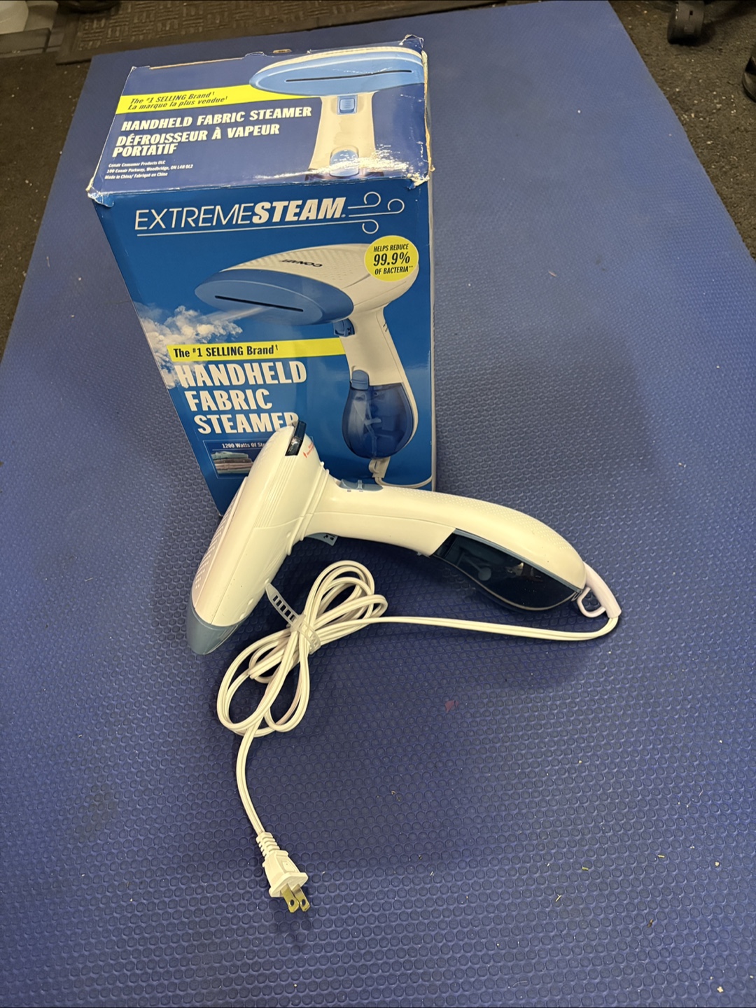 ExtremeSteam Handheld Fabric Steamer - photo 3