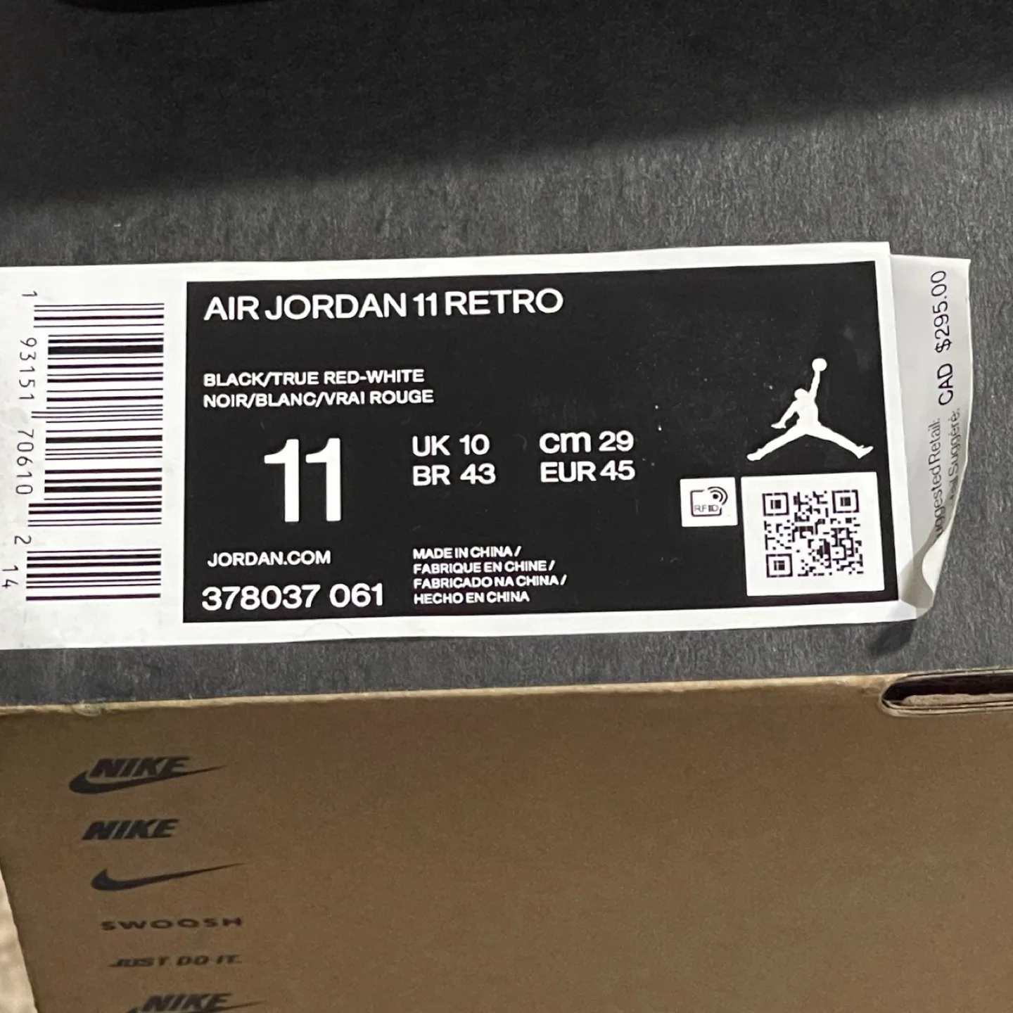 Air Jordan 11 Retro - Size 11