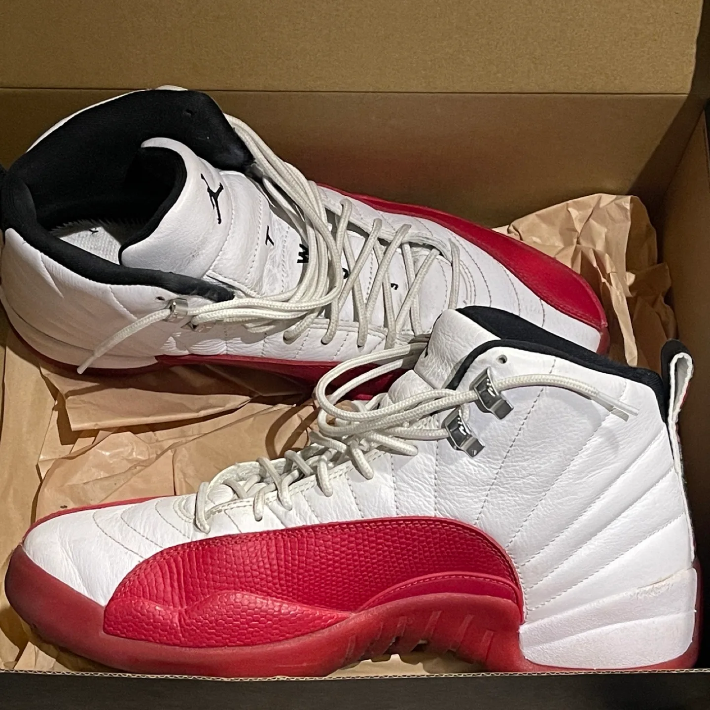 Air Jordan 12 Retro White/Black-Varsity Red, Size 11 image indicator(3)