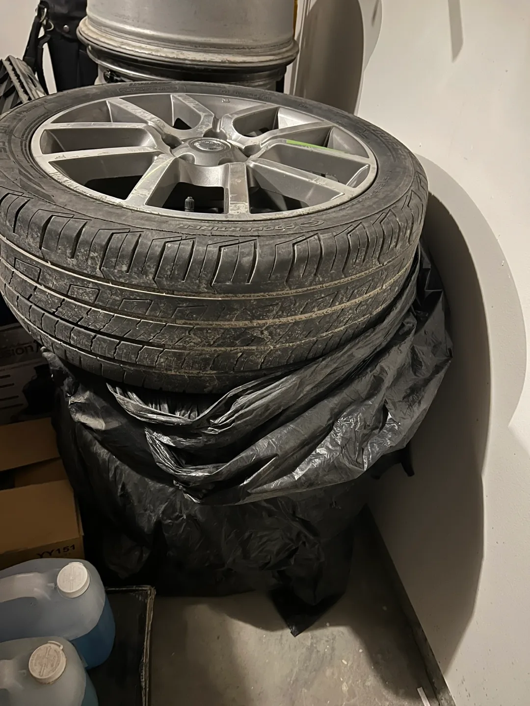 Nissan Sentra alloy tire and rims 225/45/17 image indicator(3)