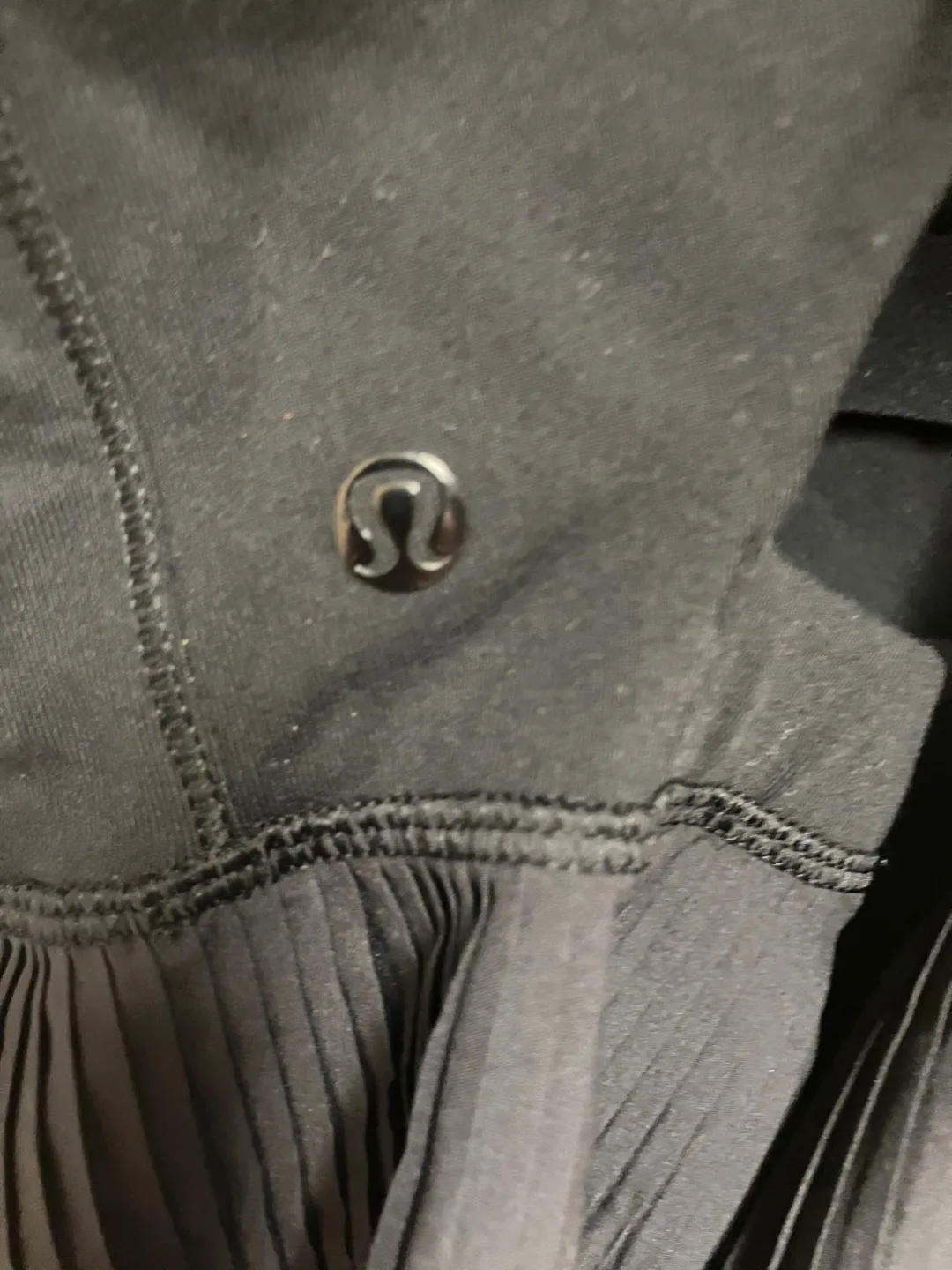 Lululemon top Size 10 image indicator(3)