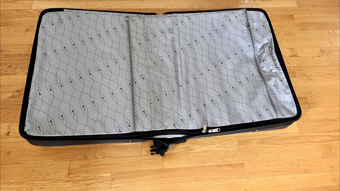 Delsey light weight garment bag - photo 3
