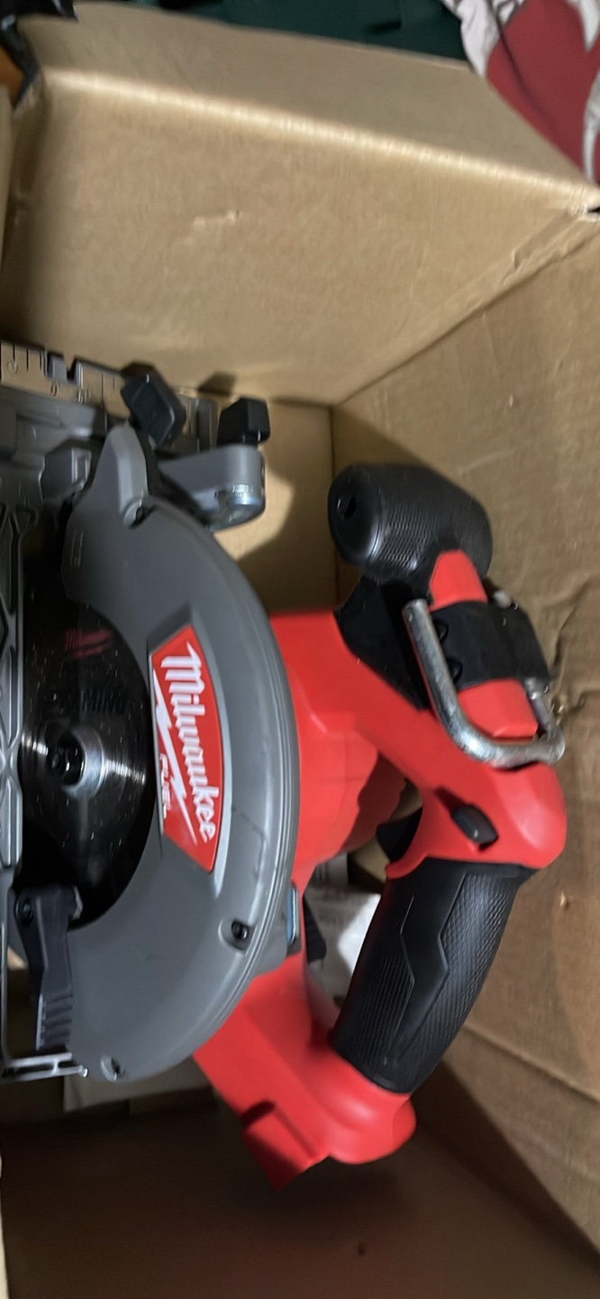 NEW MILWAUKEE 6-1/2” circular saw - photo 5