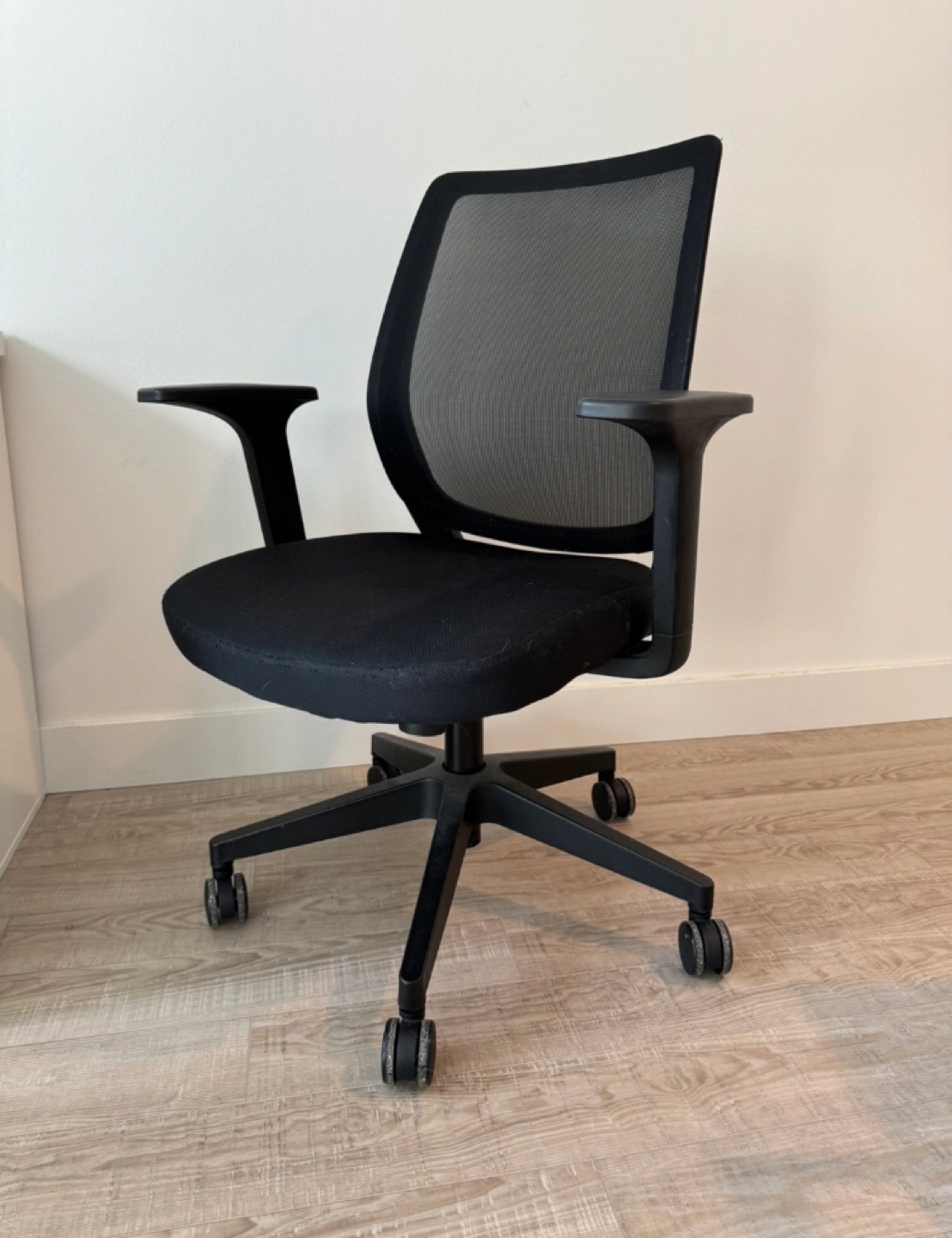 Black Mesh Office Chair