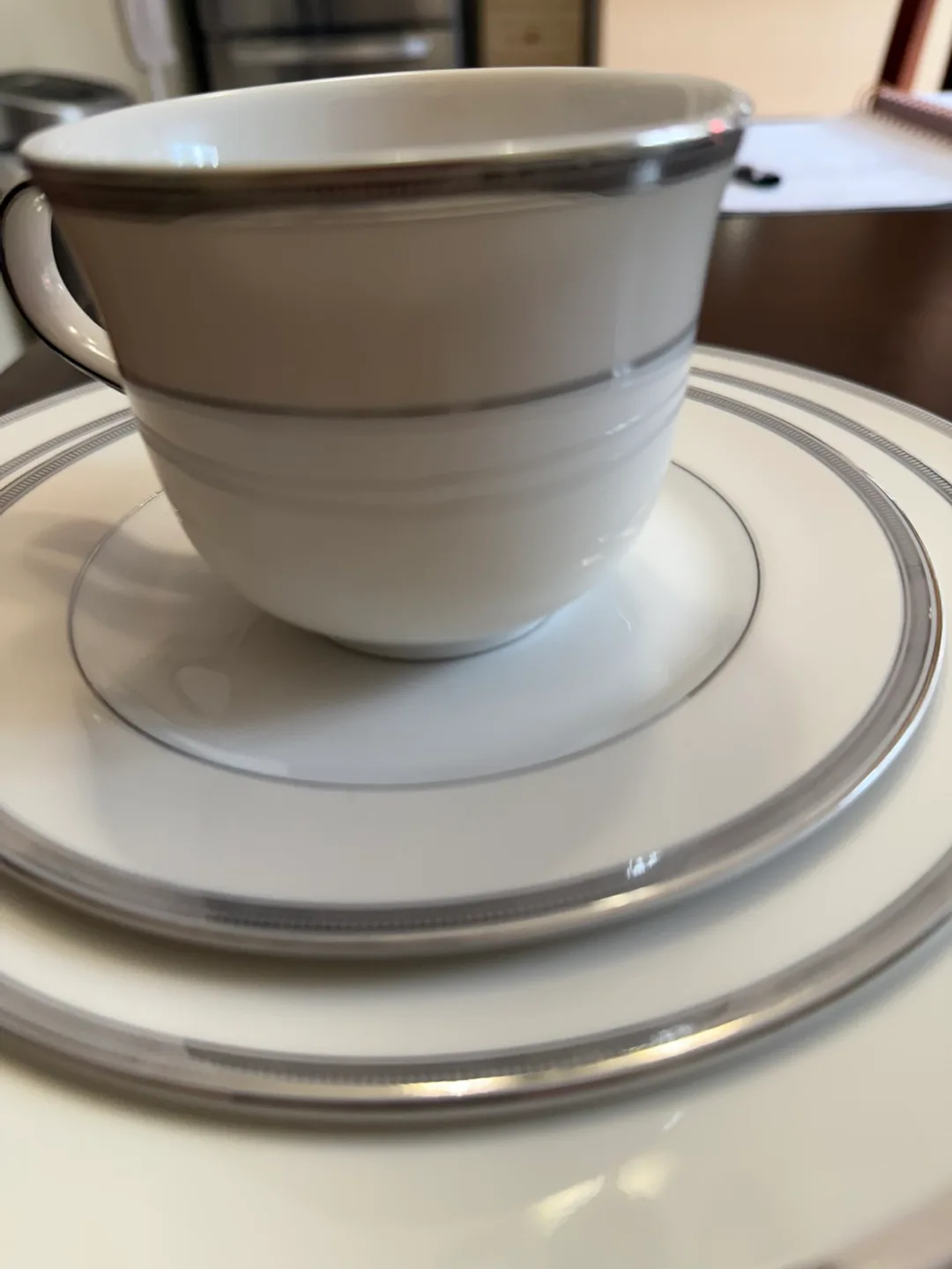 Royal Doulton Mezzanine Fine Porcelain Set image indicator(2)