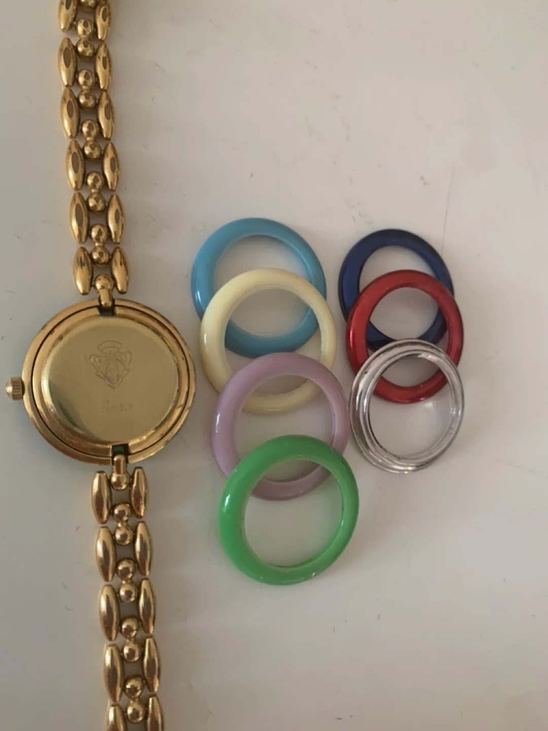 Gucci Change Bezel Watch image indicator(2)