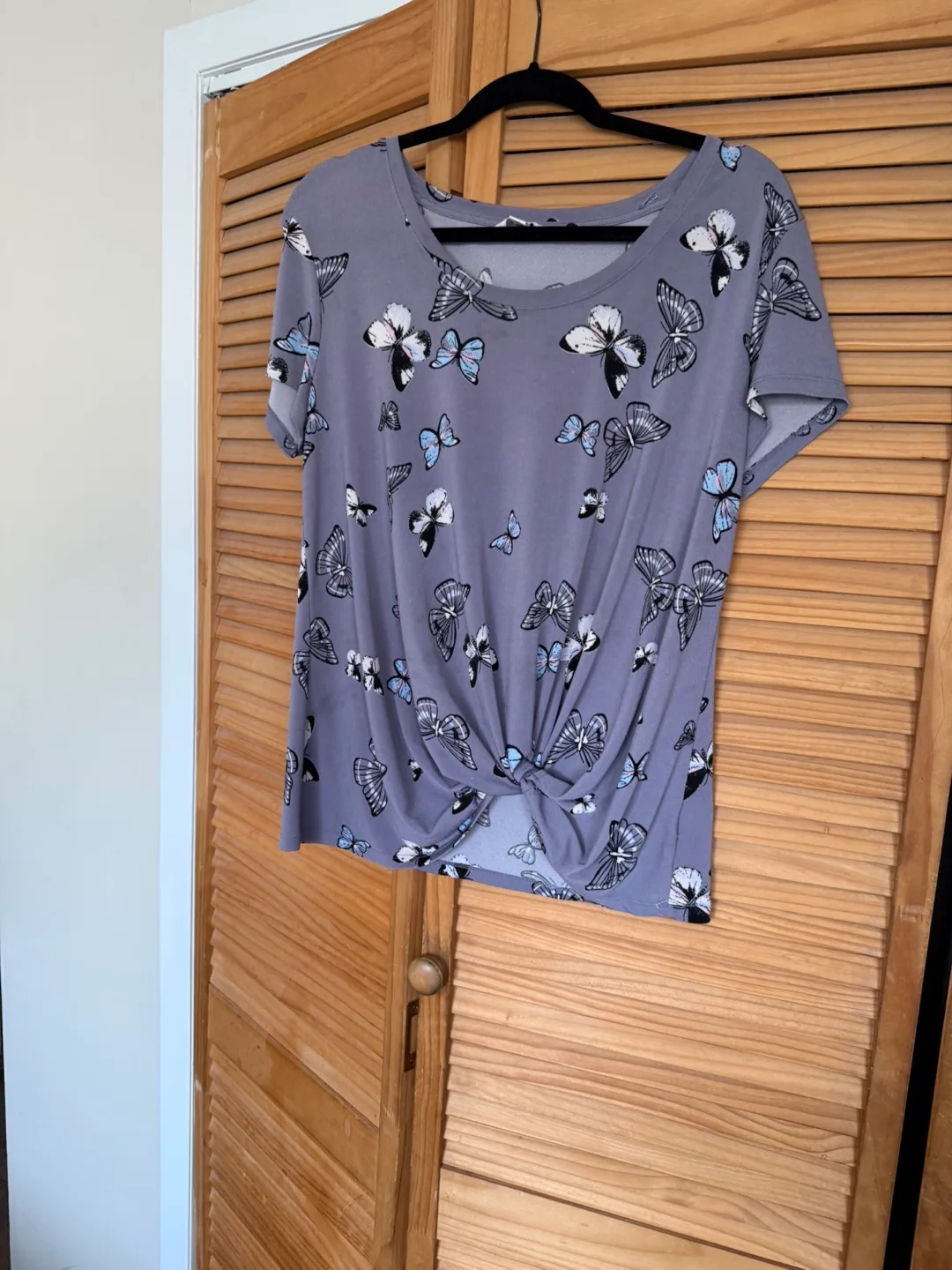 Butterfly Print Knot-Front Top thumbnail
