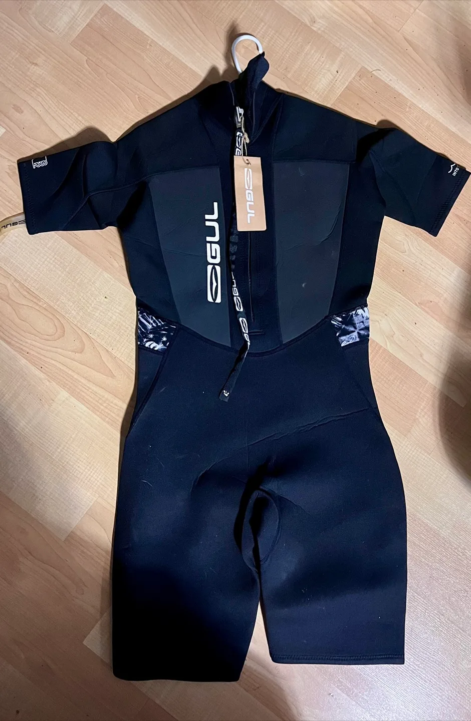 Brand New w/ tags GUL 3mm SDL FL T2 Shortie Wetsuit - Size 18 image indicator(10)