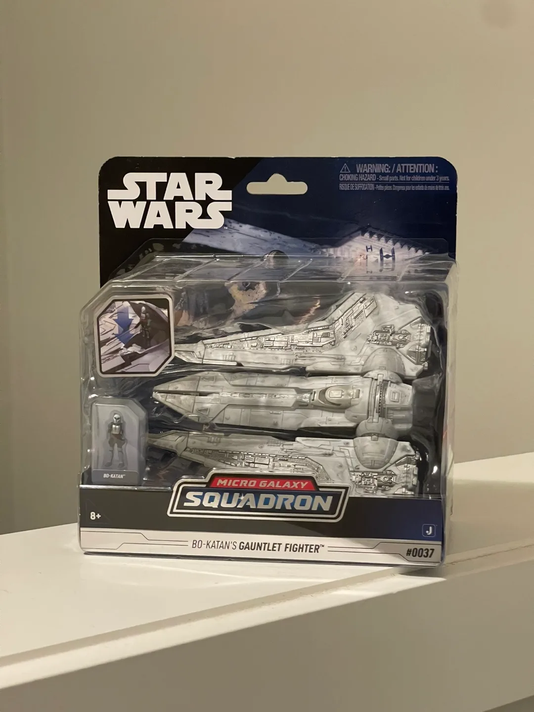 Star Wars Micro Galaxy Squadron – Bo-Katan’s Gauntlet Fighter image indicator(2)