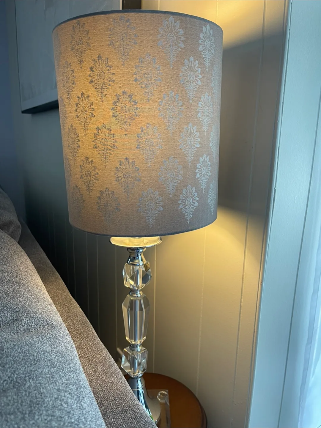 Elegant Crystal Table Lamp thumbnail