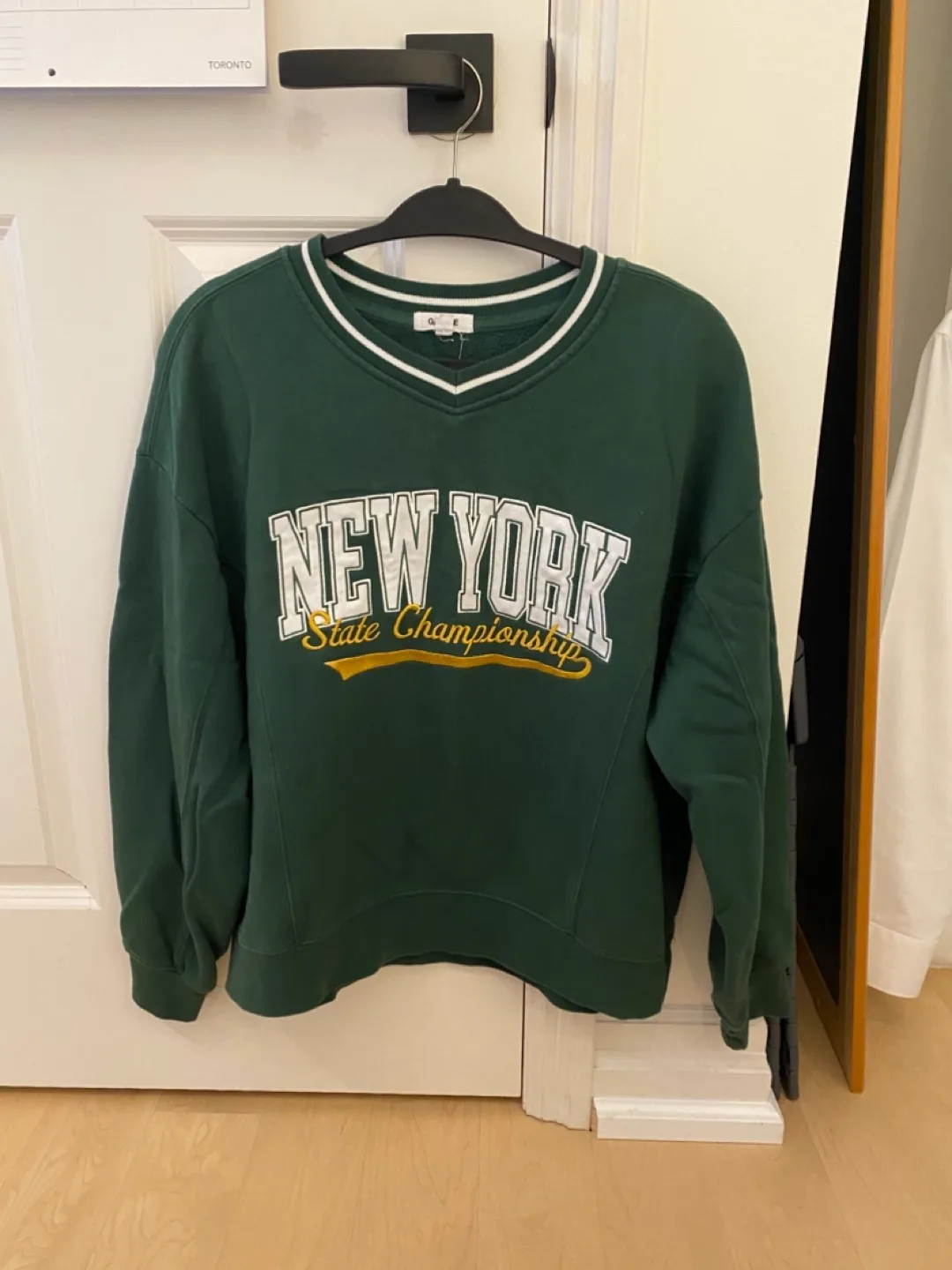 Garage Green Sweatshirt - Size S thumbnail