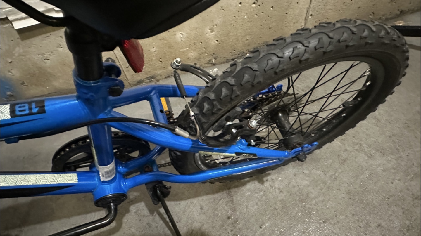 18” Movelo Blue Kids' Bike - Great Condition! - photo 3