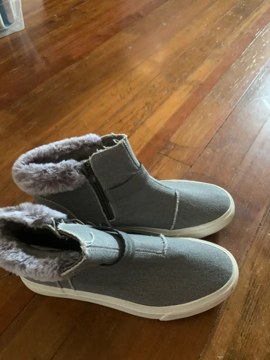 Gray Fur Lined Ankle Boots image indicator(3)