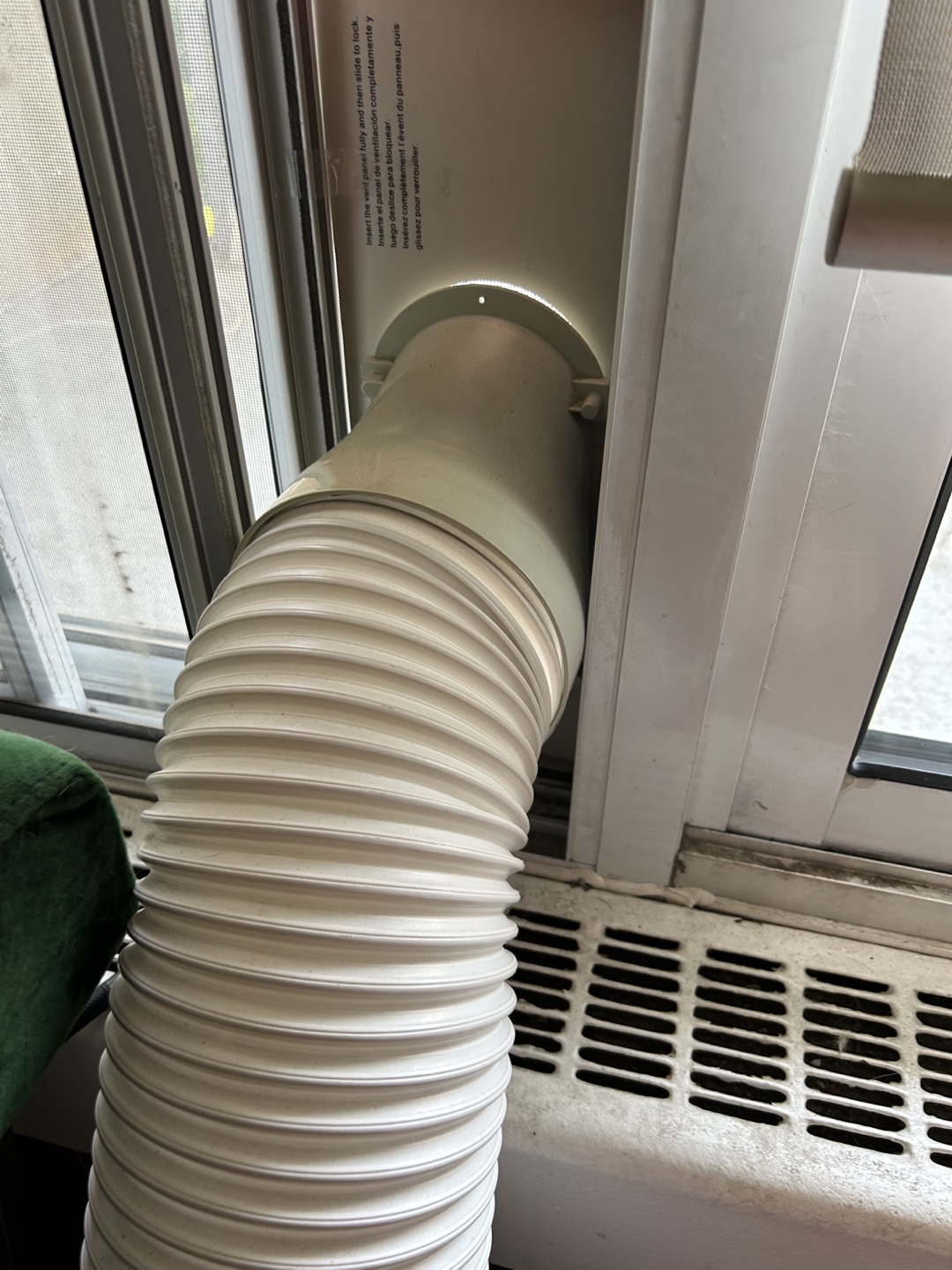 LG Portable Air Conditioner - photo 3