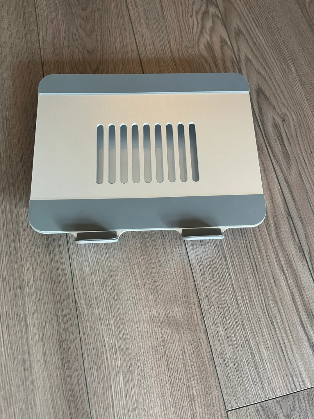 Adjustable Laptop Stand - Silver image indicator(3)