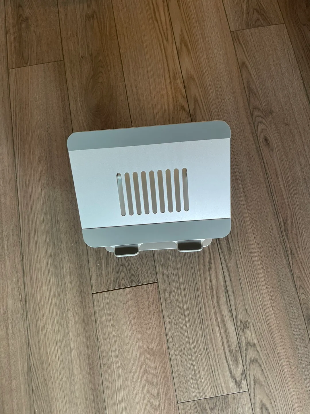 Adjustable Laptop Stand - Silver image indicator(6)