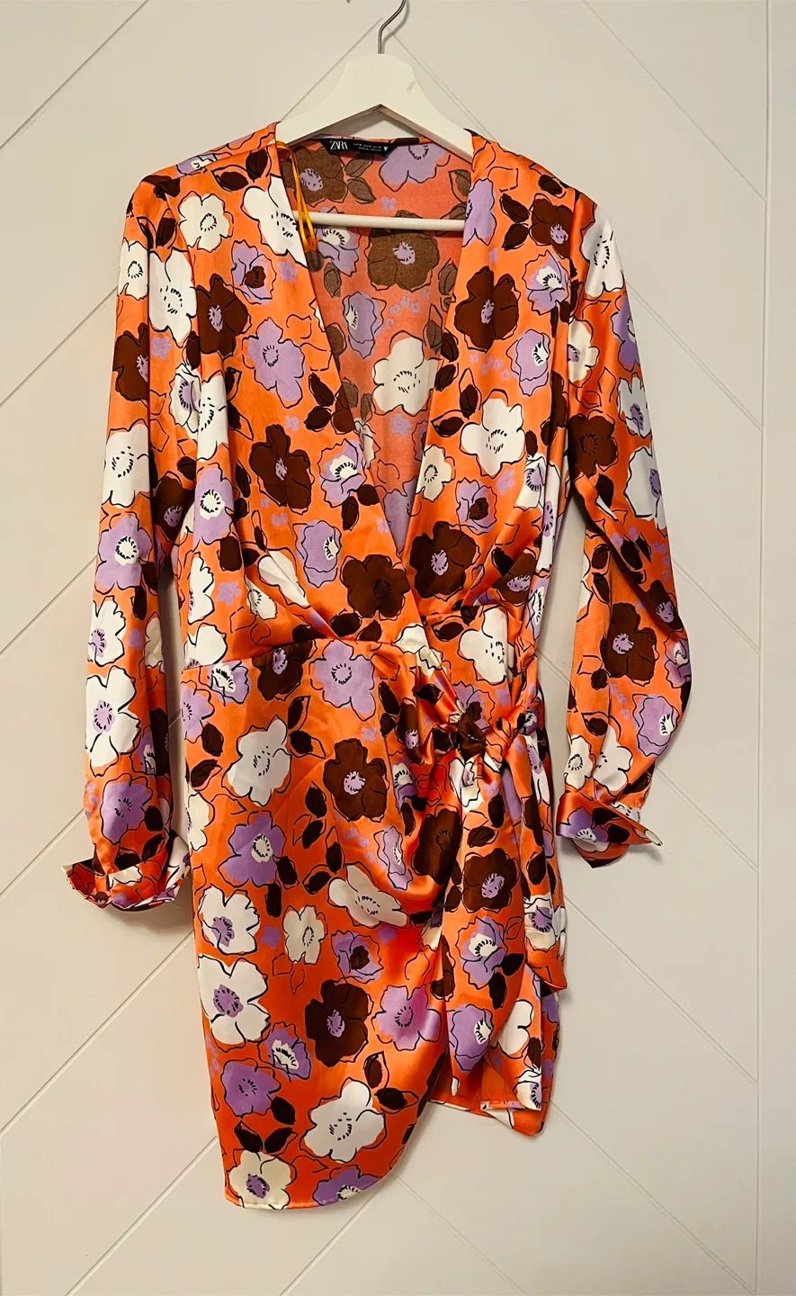 Zara Floral Print Dress Size M image indicator(4)