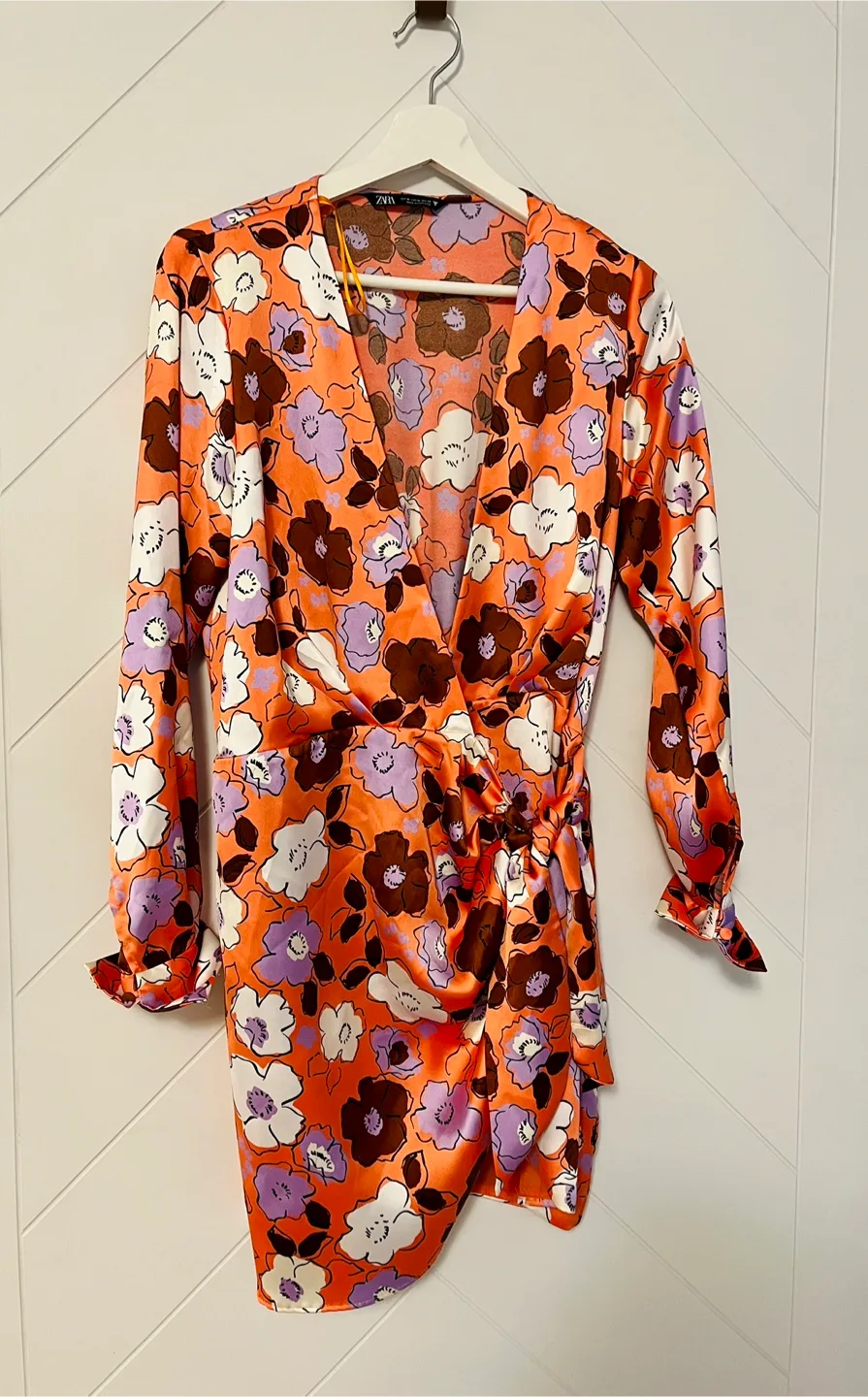 Zara Floral Print Dress Size M image indicator(9)