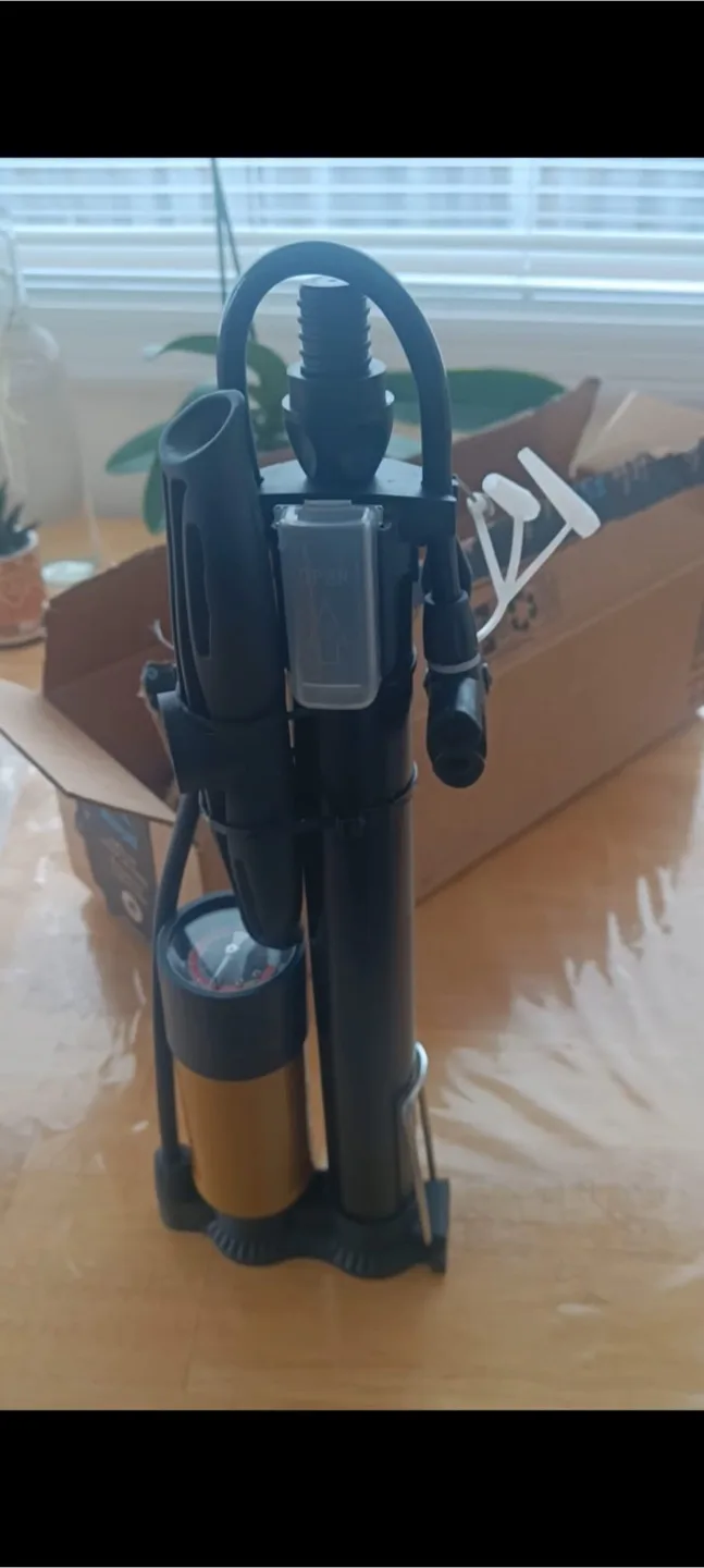 Electric Scooter + Helmet + Lock + Tire Pump image indicator(6)