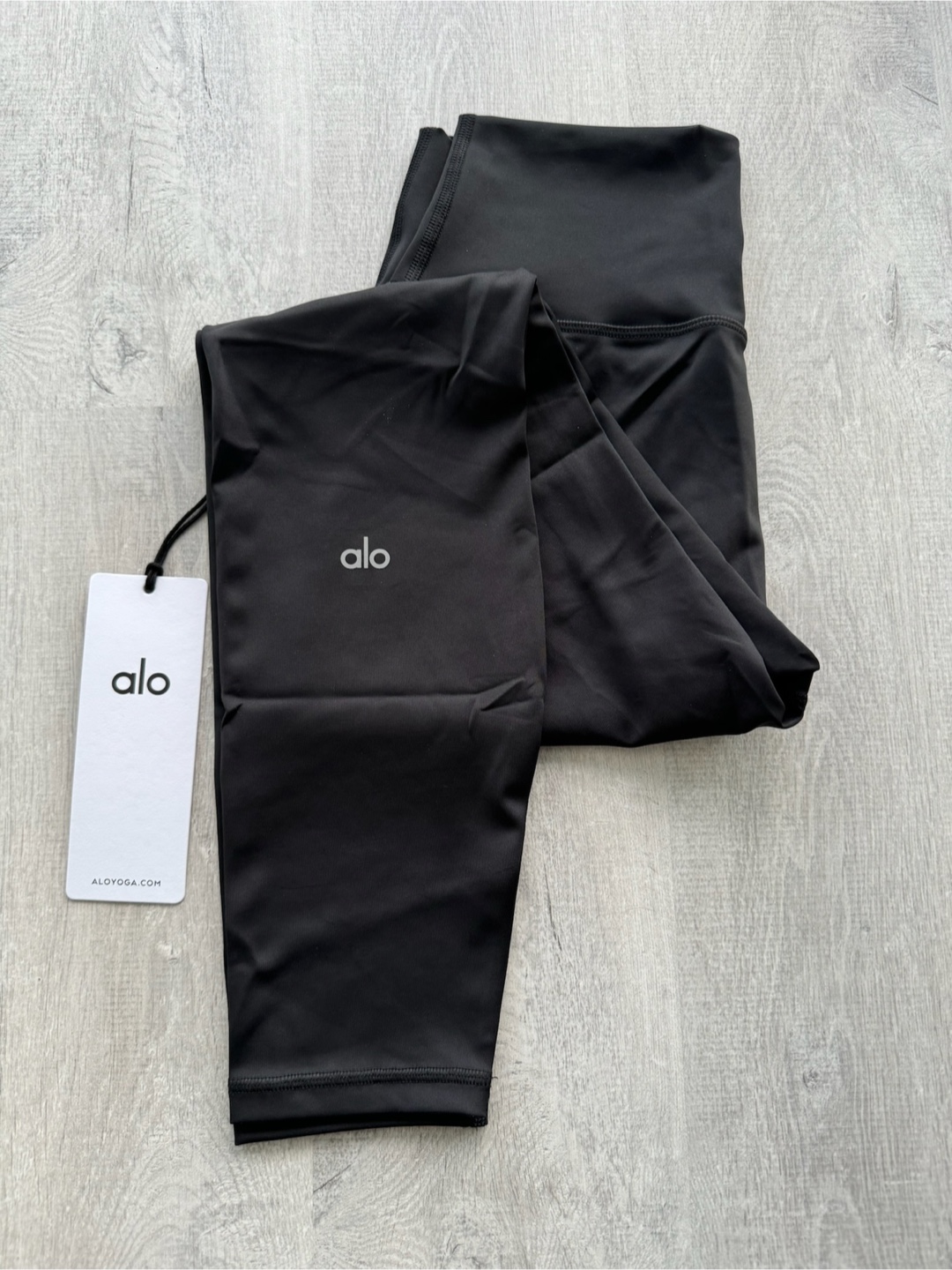 ALO Yoga High-Waist Airlift Leggings - photo 3