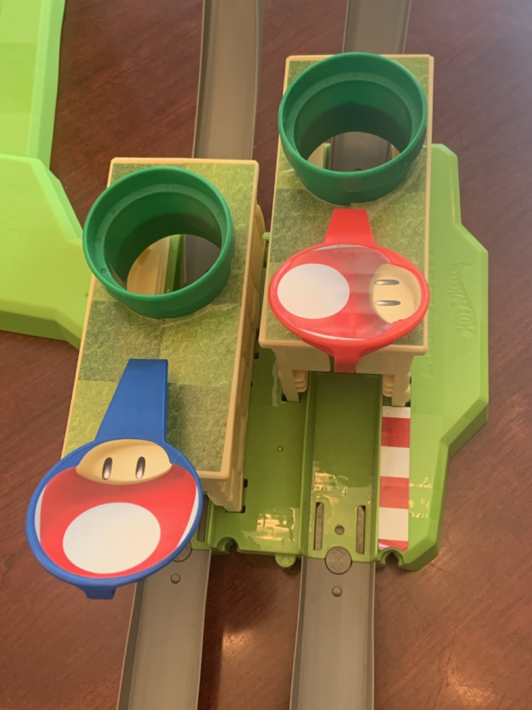 Mario Kart Race Stunt Car Track Playset, Ages 5+ - photo 5