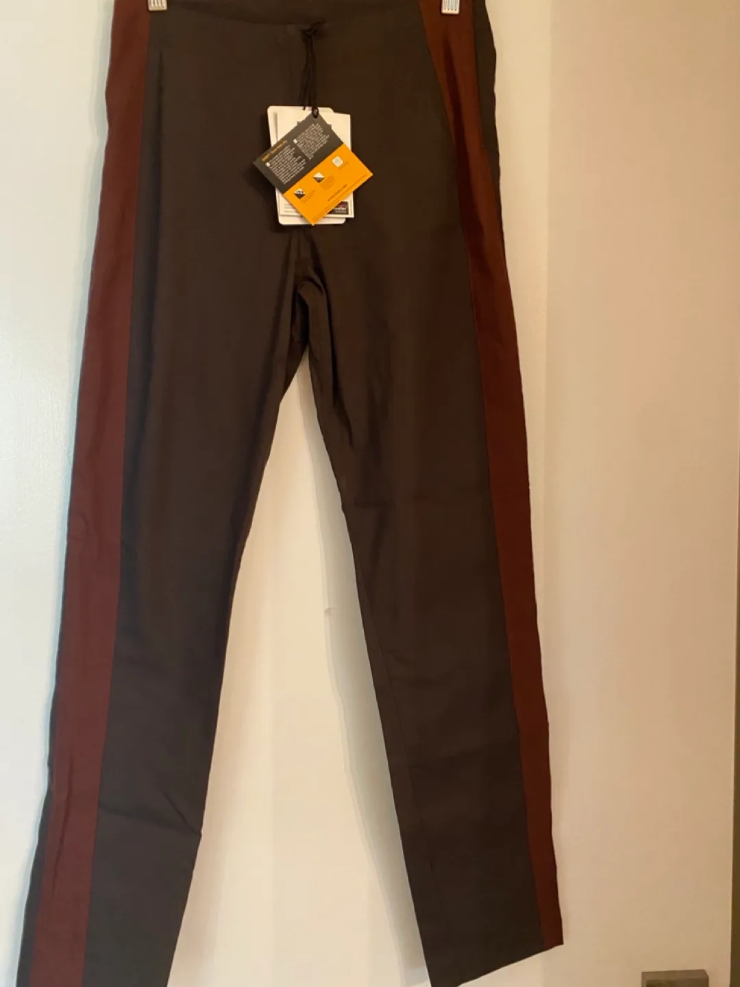 Lululemon, Kit and Ace, Babaton pants image indicator(2)