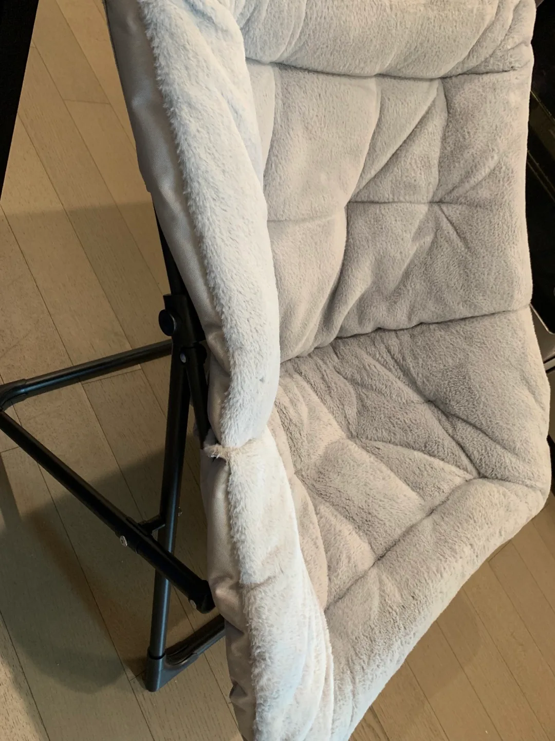 Foldable Padded Moon Chair - Gray image indicator(4)