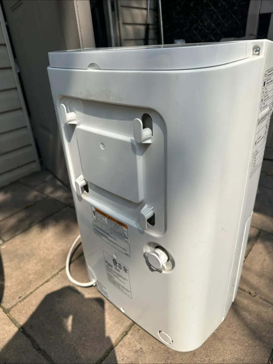 Whirlpool Dehumidifier/Fan thumbnail