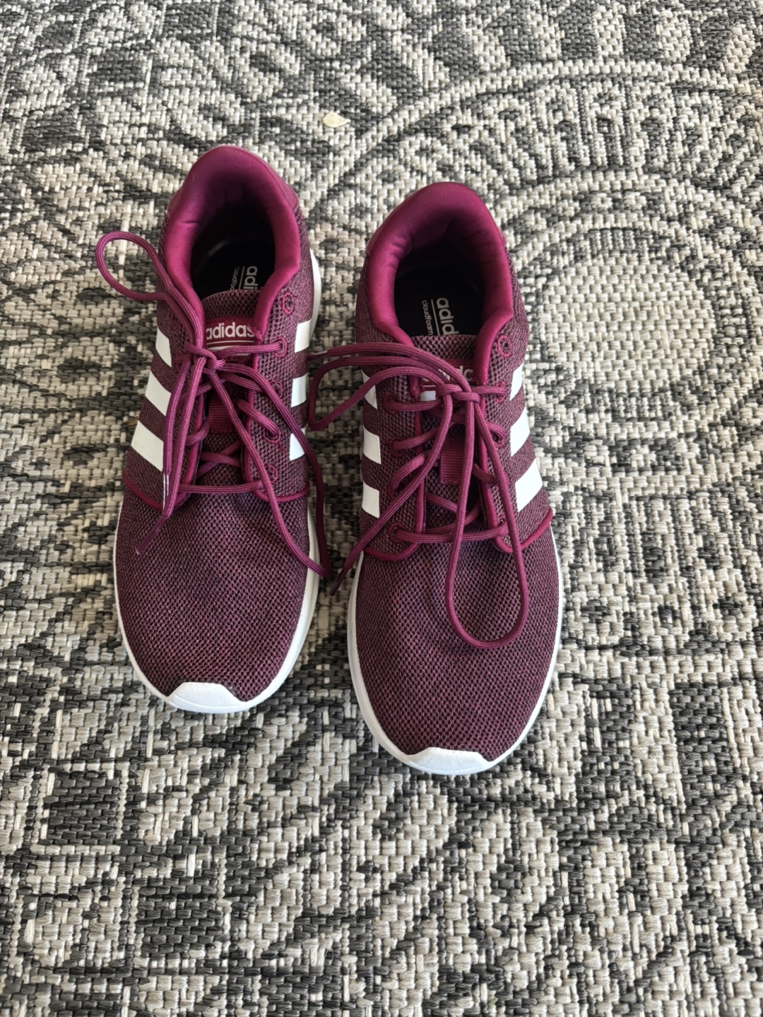 Adidas cloud form running shoes - women’s size 8 - photo 2