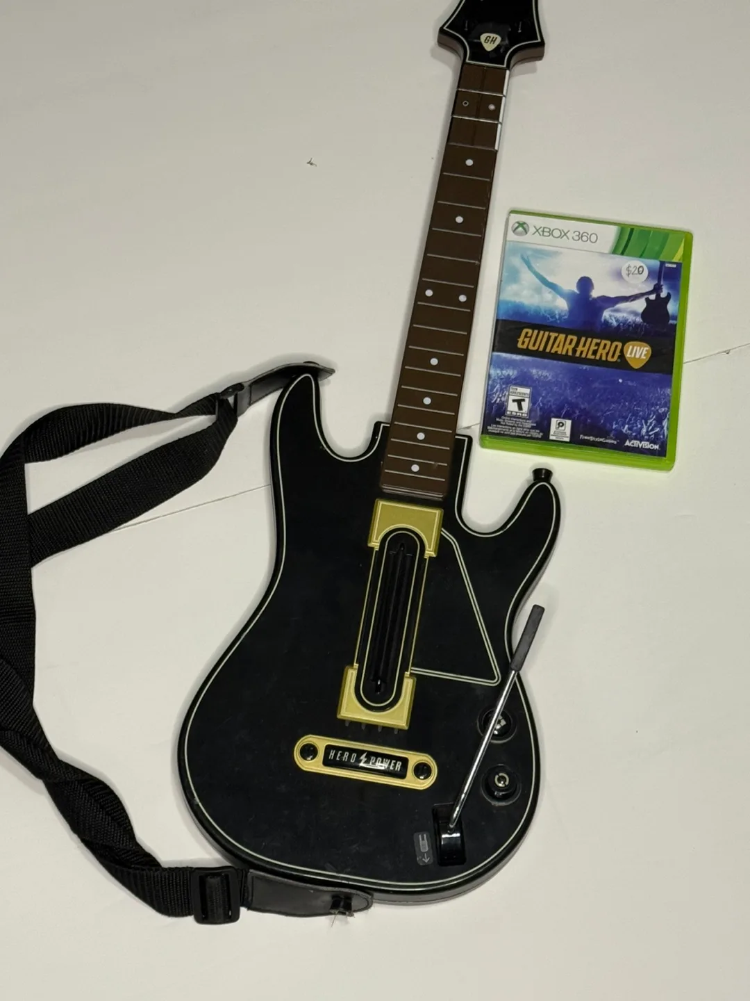 Guitar Hero Live Guitar + Game (Xbox 360) thumbnail