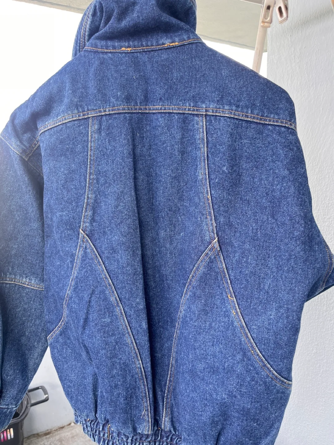 Vintage Denim Jacket - Size M image indicator(2)