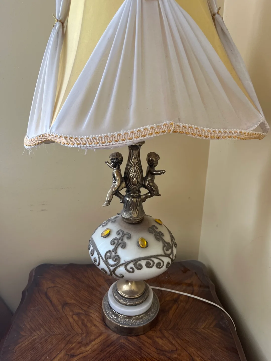 2 Vintage Angel Accent Table Lamp thumbnail