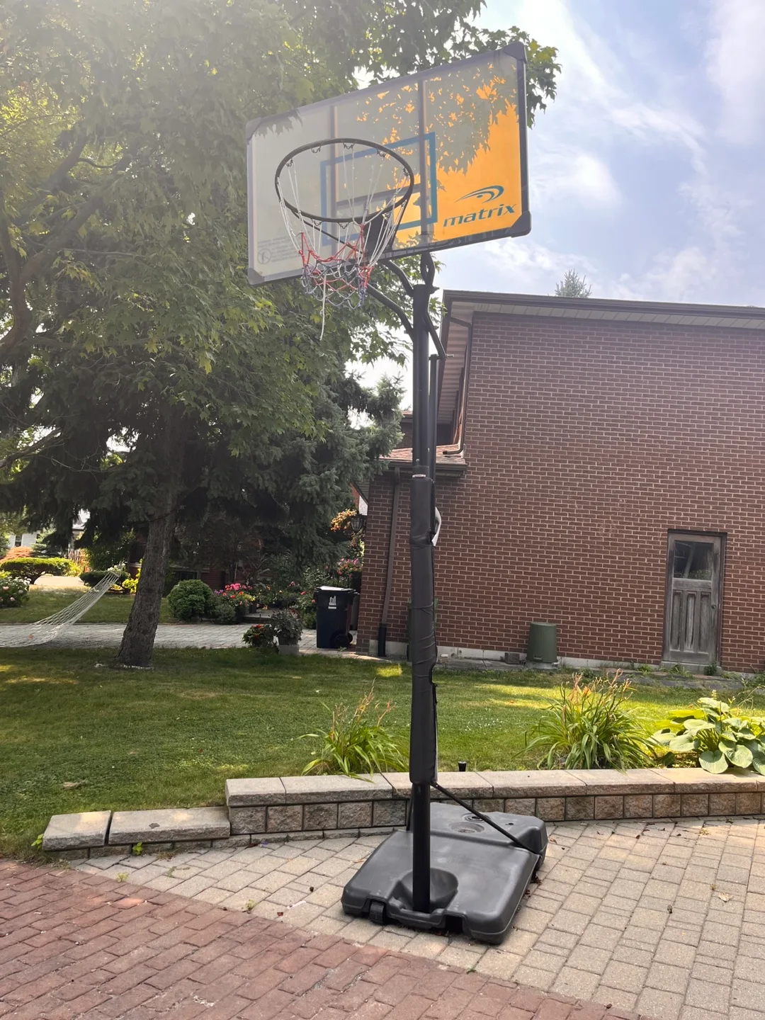 Matrix Portable Basketball Net thumbnail