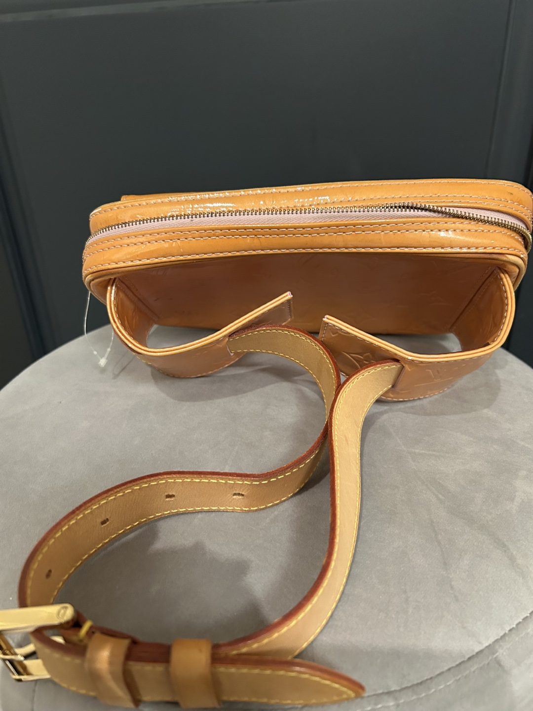Louis Vuitton Vernis Pochette Bumbag - photo 4