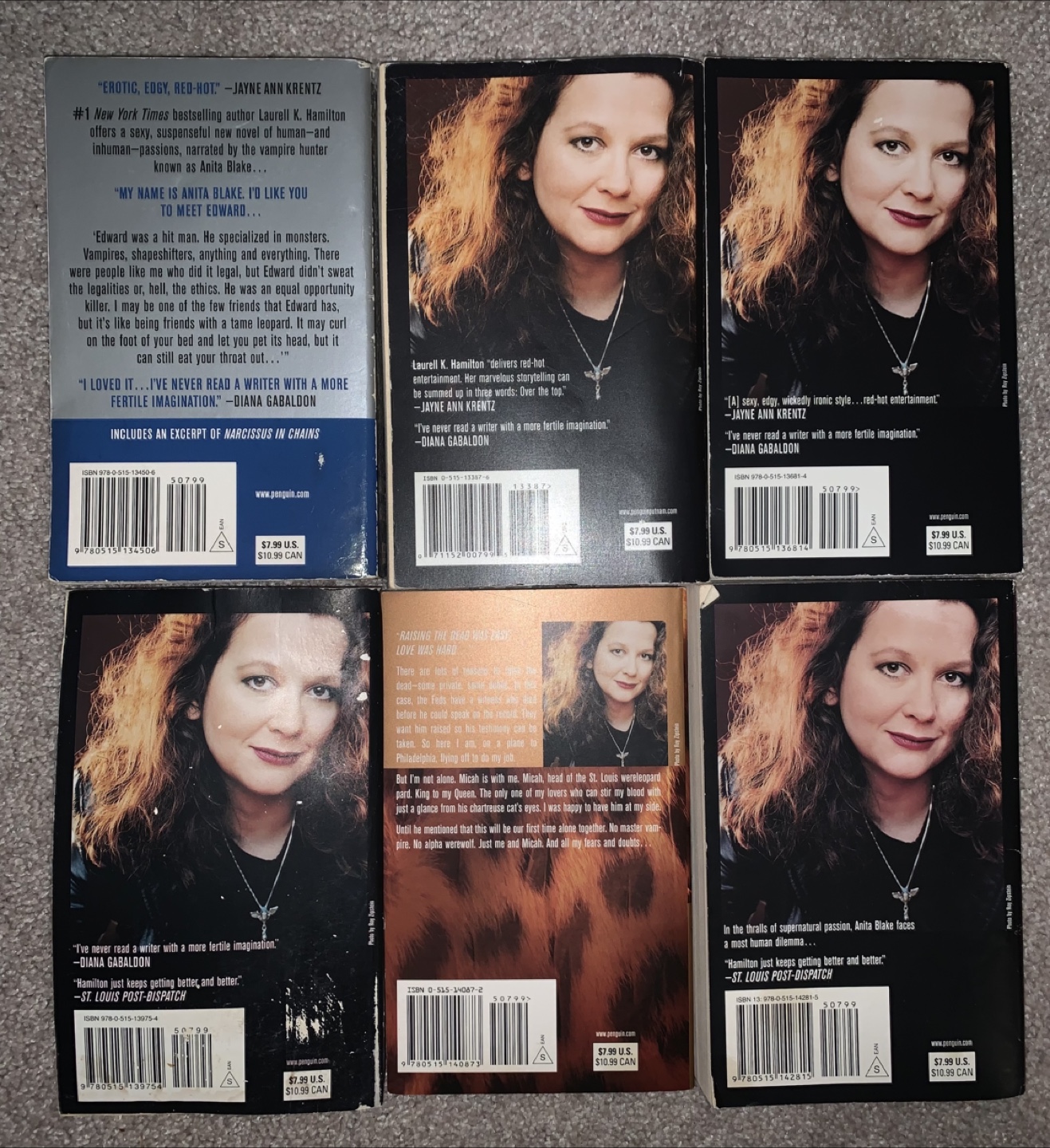 Laurell K. Hamilton Anita Blake Vampire Hunter Novels - photo 2