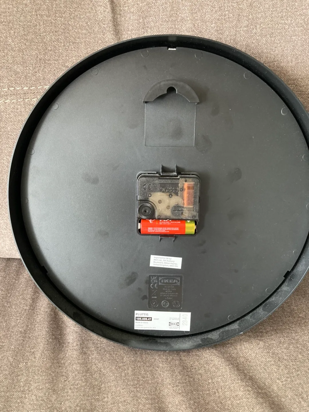 IKEA PLUTTIS Wall Clock image indicator(2)