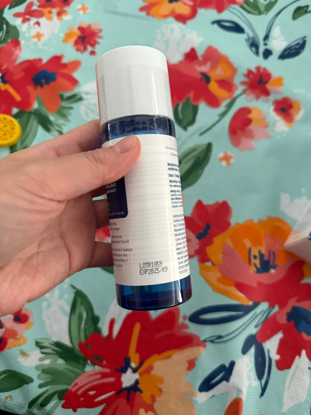 PanOxyl Clarifying Exfoliant Acne Treatment image indicator(2)