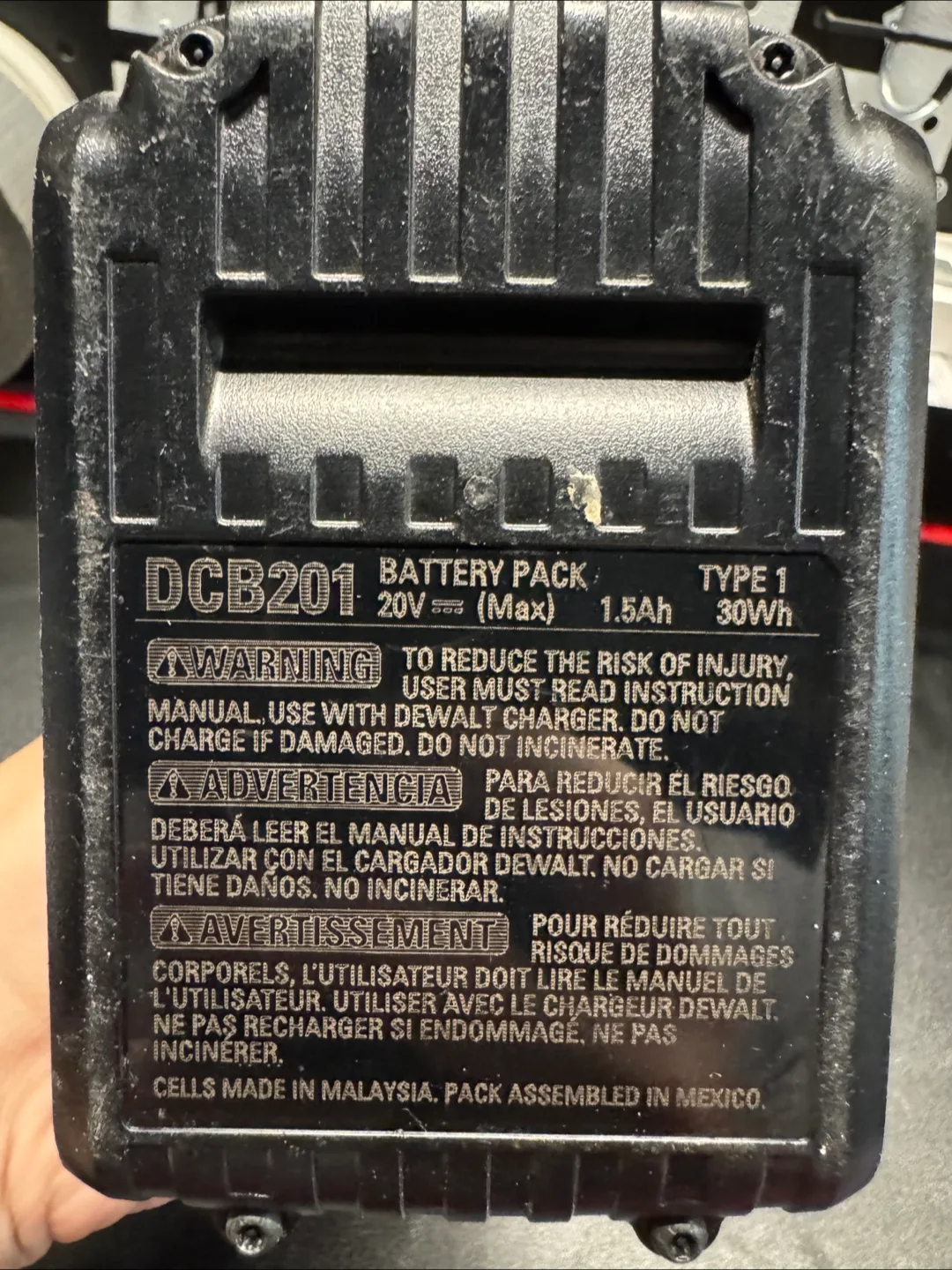 DeWalt Brushless Drill and Impact Driver combo image indicator(3)