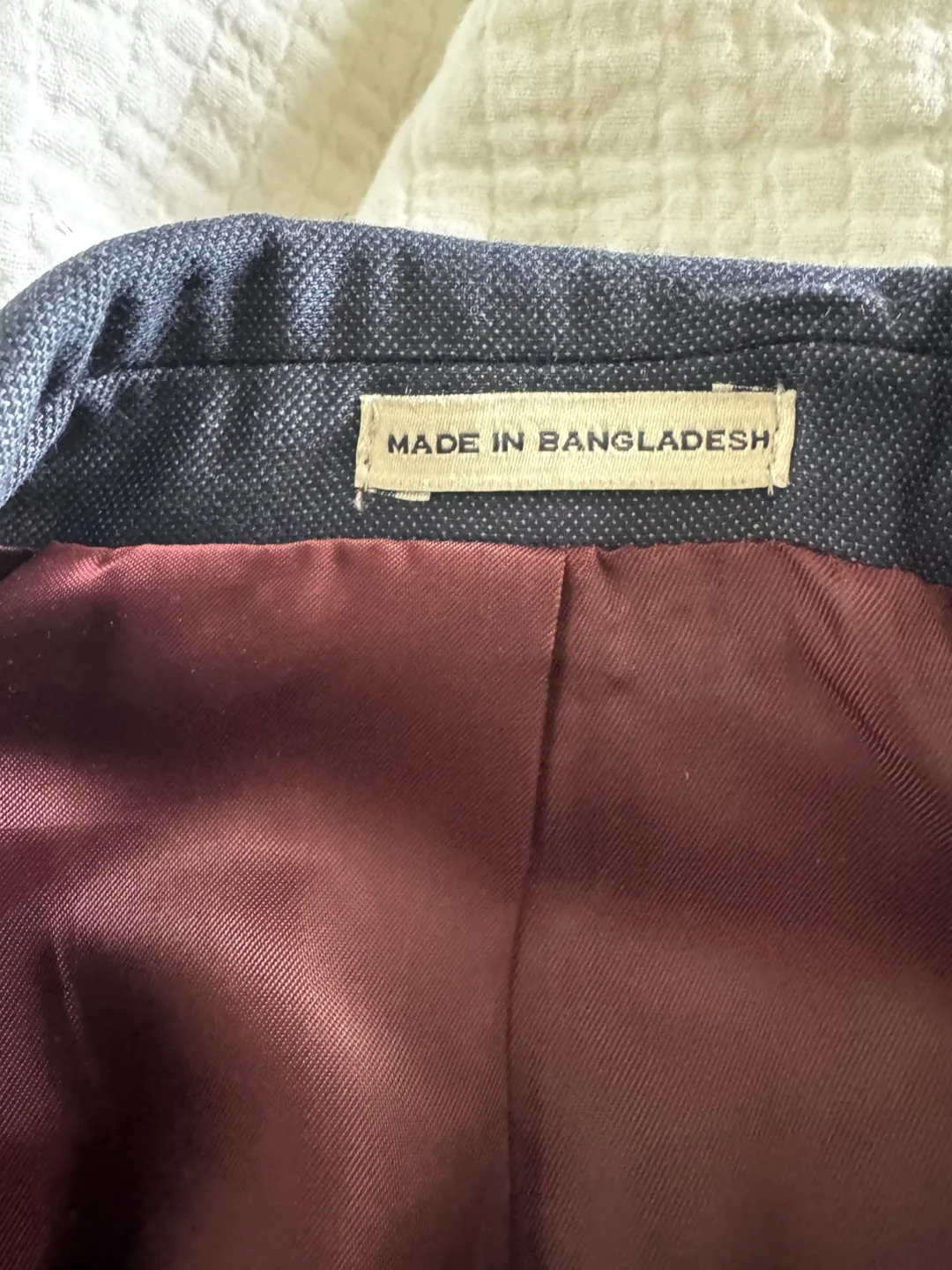 Boys Joseph Abboud Suit - Size 10R image indicator(3)