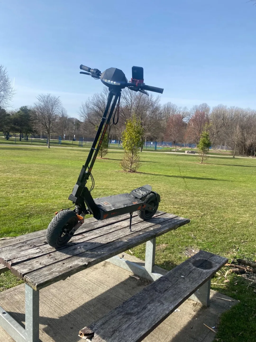 Kukirin g4 electric scooter in great shape and condition image indicator(3)