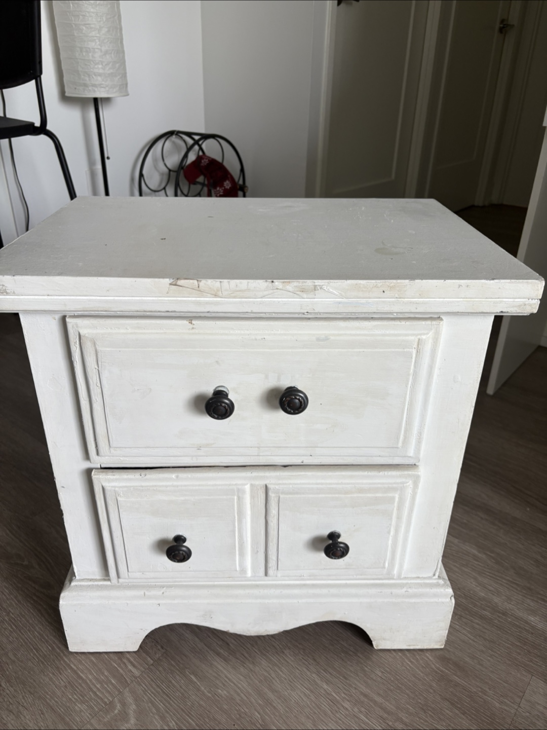 Vintage White Wooden Nightstand with Drawers - photo 3