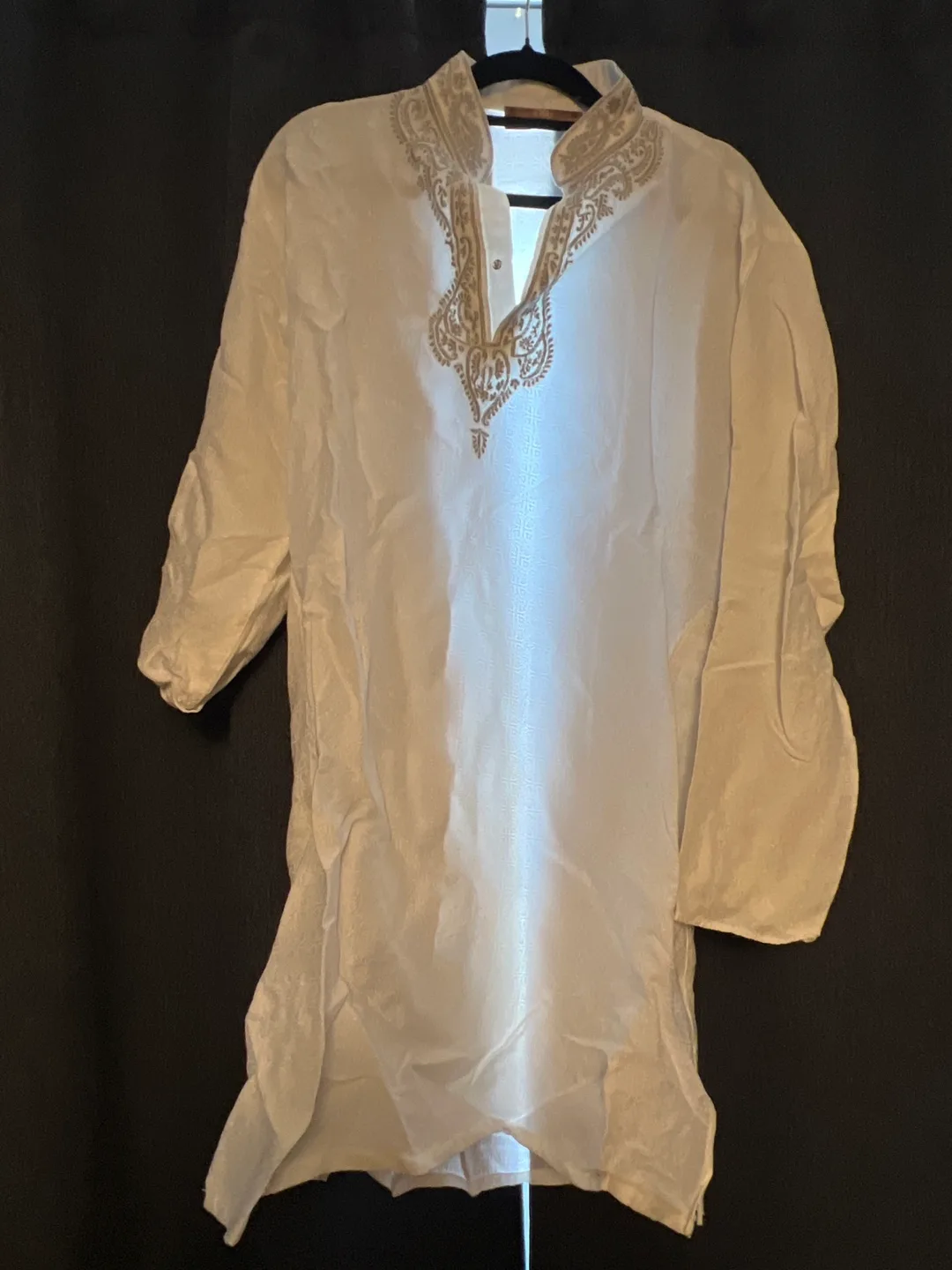 Men’s White Kurta Shirt thumbnail