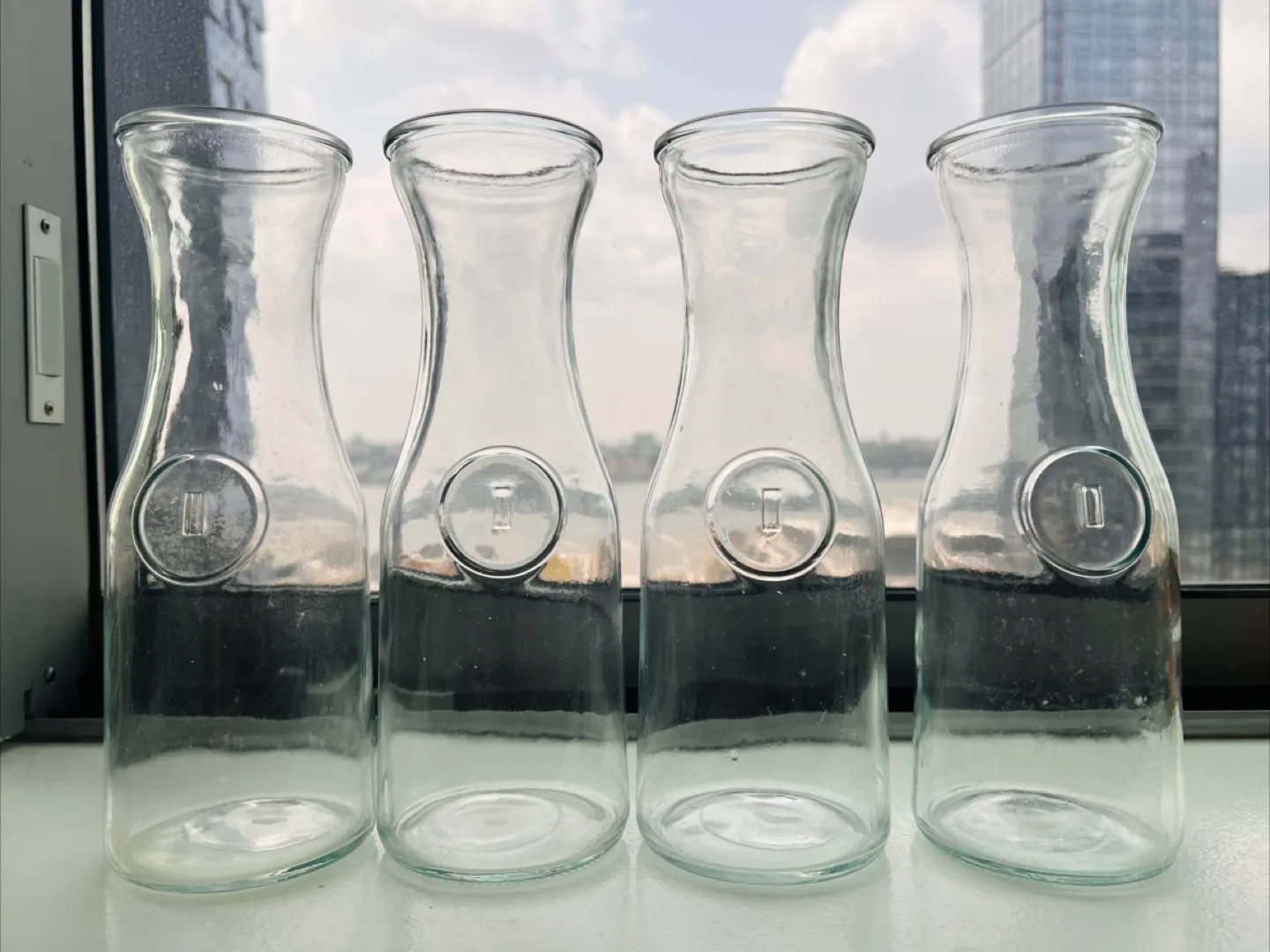 4 Glass Carafe thumbnail