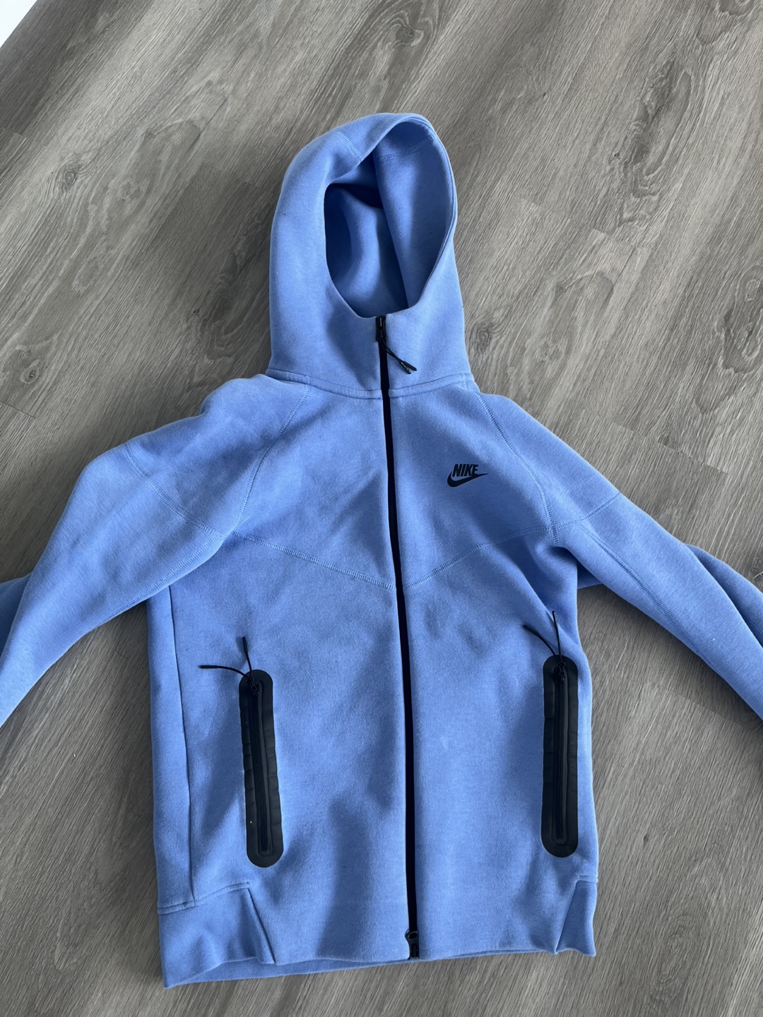 Nike Tech Fleece Hoodie - Small