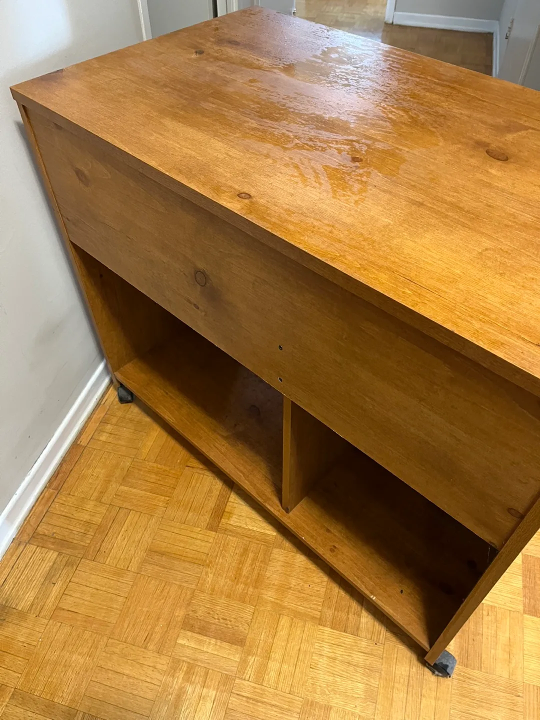Wooden Desk with Pull-Out Keyboard Tray image indicator(3)