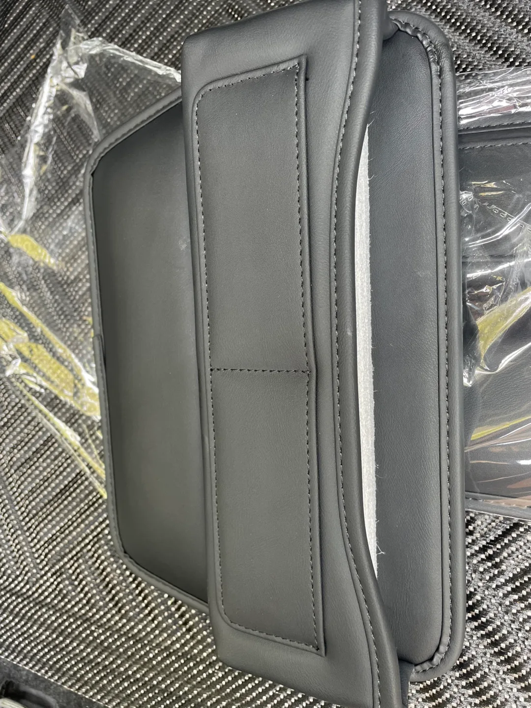 2 pcs. Black Leather Car Seat Gap Filler - New image indicator(2)